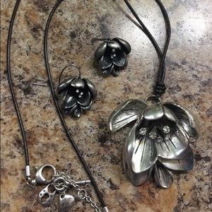 Fossil brand posey set - euc